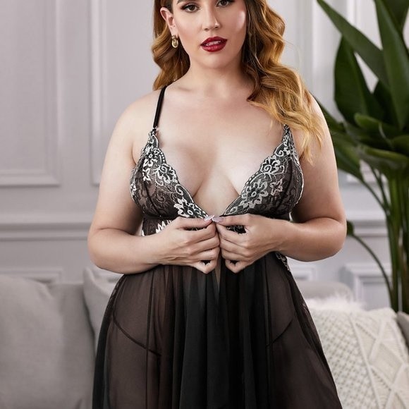 Black Lace Stitching Sheer Tulle Plus Size Babydoll Lingerie - Picture 4 of 6